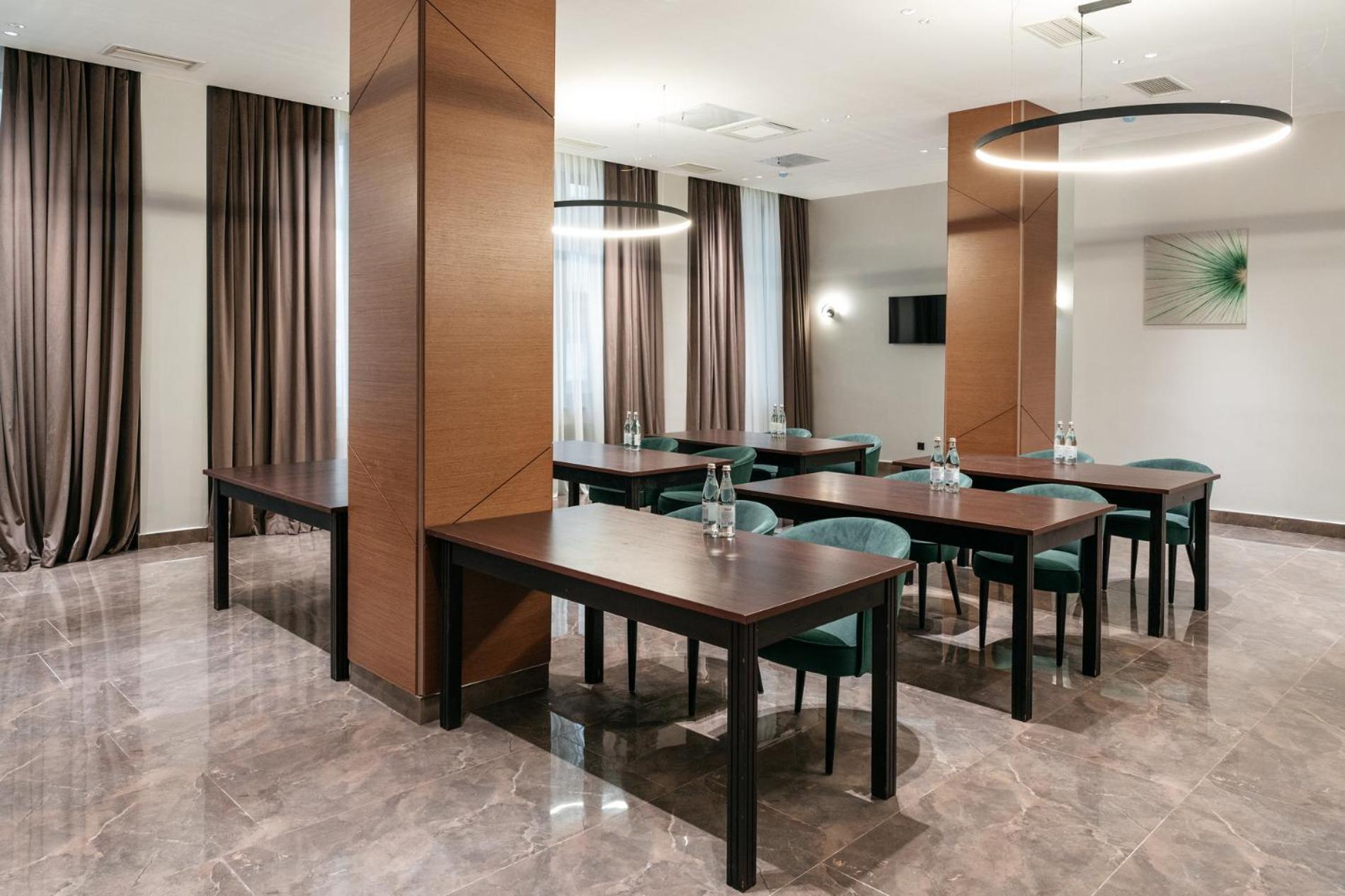 Raavah Aparthotel Almatý Exterior foto